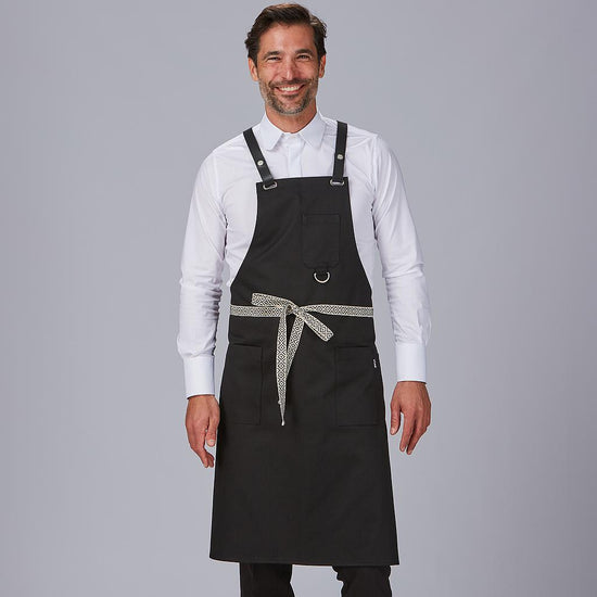 Avental de Alças Combinadas com Ilhós 88x74 cm-Preto-001-Único-RAG-Tailors-Fardas-e-Uniformes-Vestuario-Pro