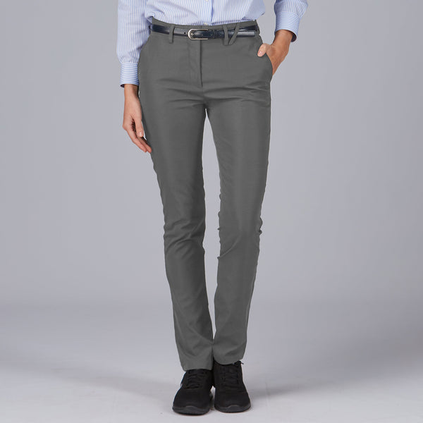 Calça Chino Feminina Alessa-Cinzento-109-36-RAG-Tailors-Fardas-e-Uniformes-Vestuario-Pro