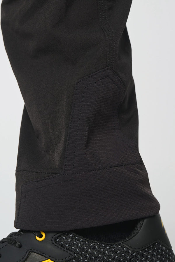 Calças Stretch Recicladas Multibolsos Unissexo-RAG-Tailors-Fardas-e-Uniformes-Vestuario-Pro