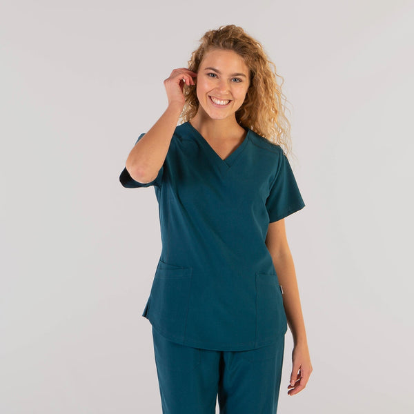Scrub Cirúrgico Senhora c/ Elasticidade 360 Rosalia - Antibacteriano-Azul Petróleo - 145-RAG-Tailors-Fardas-e-Uniformes-Vestuario-Pro