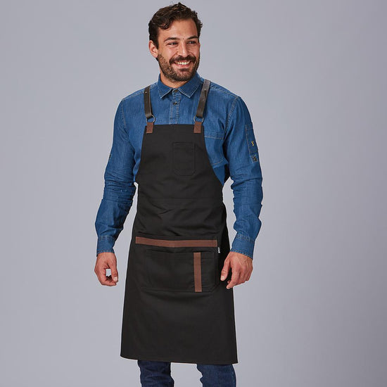 Avental com Peito e Acessórios em Pele 88x74 cm-Preto-001-Único-RAG-Tailors-Fardas-e-Uniformes-Vestuario-Pro