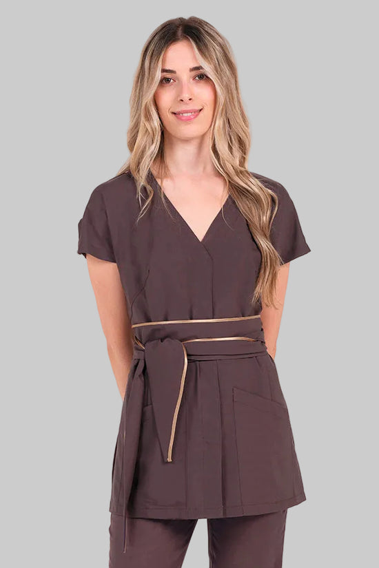 Bata estilo quimono elástica cor de chocolate com cinto-Marrón - 778-M-RAG-Tailors-Fardas-e-Uniformes-Vestuario-Pro