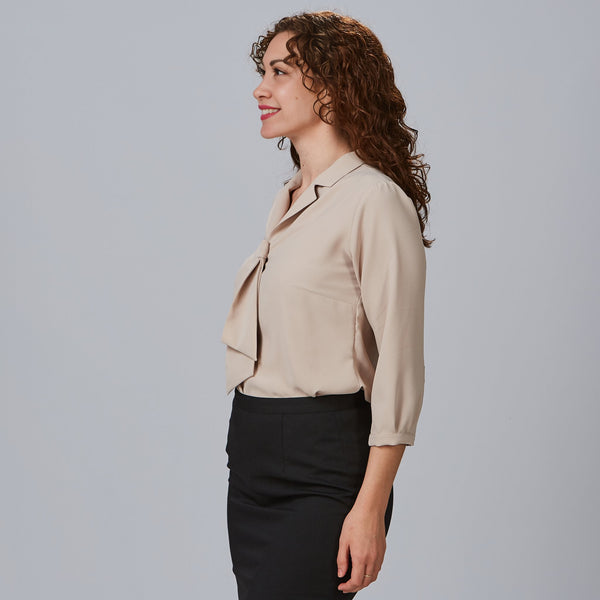 Blusa Flavia de Senhora com Gola de Lapela e Laço-RAG-Tailors-Fardas-e-Uniformes-Vestuario-Pro