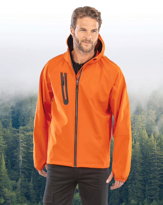 Casaco Softshell de 3 Camadas Reciclado com Capuz Unissexo-RAG-Tailors-Fardas-e-Uniformes-Vestuario-Pro