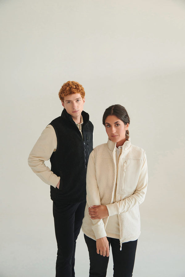 Colete em Sherpa Reciclado-RAG-Tailors-Fardas-e-Uniformes-Vestuario-Pro
