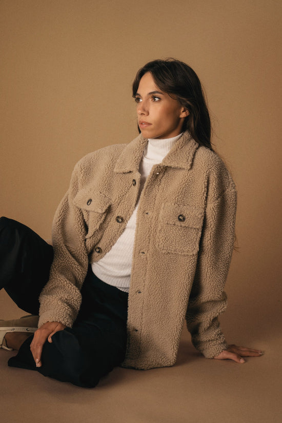 Sobrecamisa com Ombros Descaídos em Sherpa Unissexo-RAG-Tailors-Fardas-e-Uniformes-Vestuario-Pro