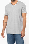 T-shirt de homem em malha piqué com decote V-RAG-Tailors-Fardas-e-Uniformes-Vestuario-Pro